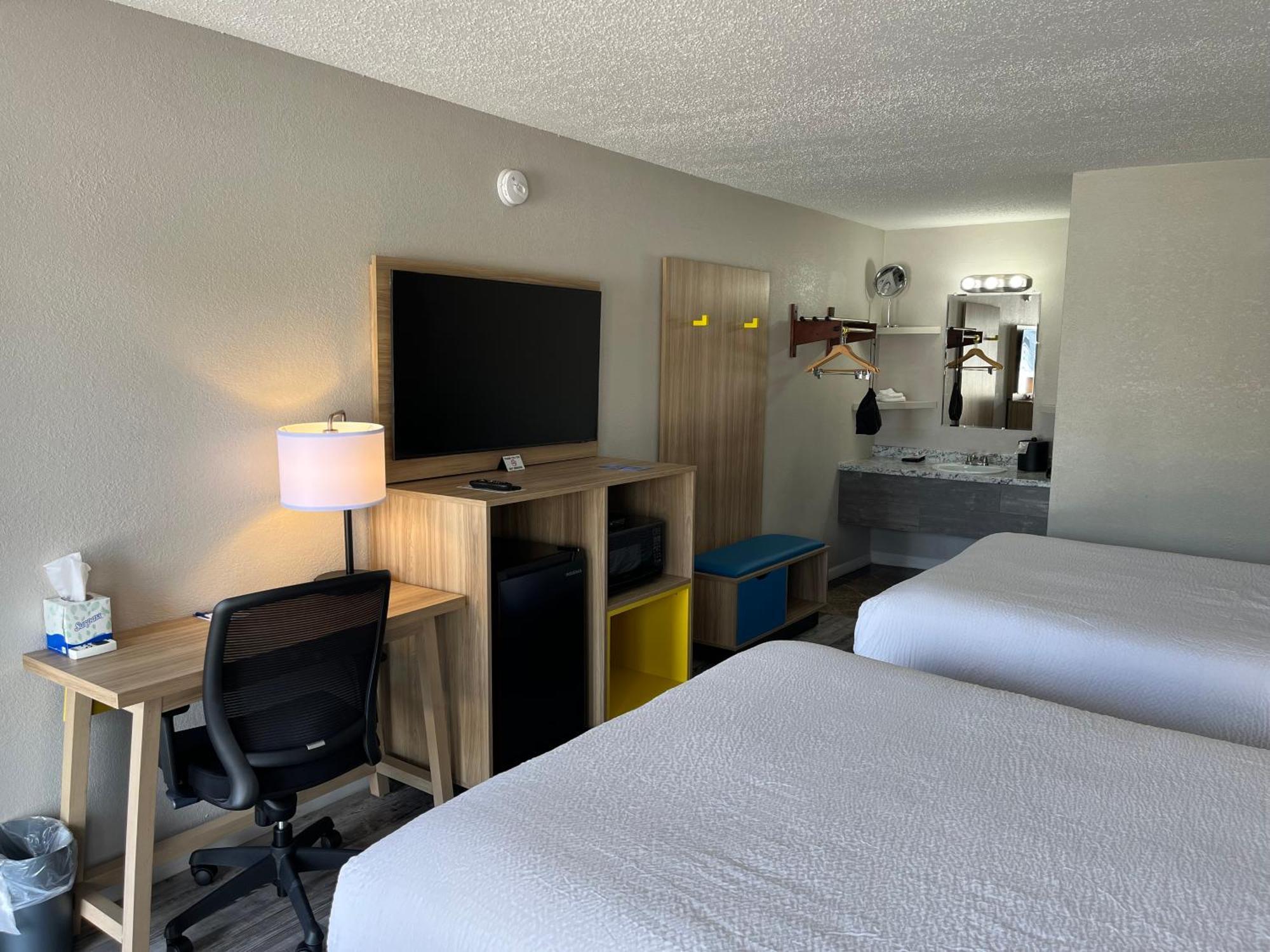 Days Inn By Wyndham Branson Ozarks エクステリア 写真